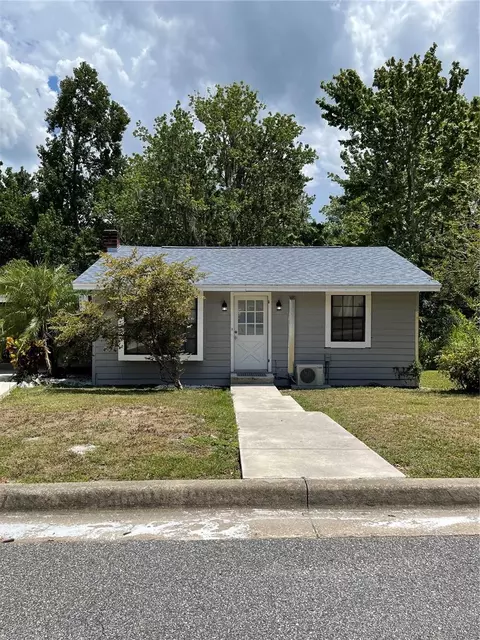 102 Vine St, Oviedo, FL 32765