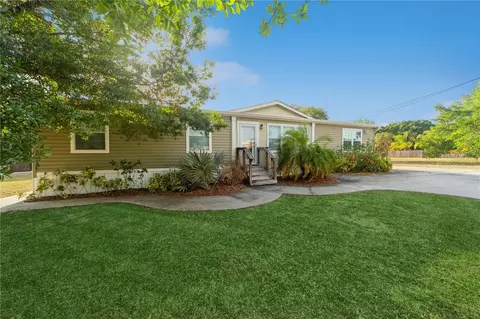 220 Dyson Rd, Haines City, FL 33844