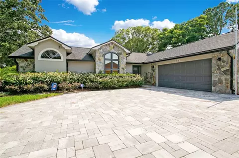 9132 Queen Elizabeth Ct, Orlando, FL 32818