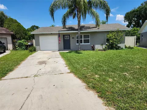 1030 Watersedge Dr, Lakeland, FL 33801