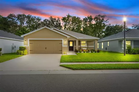 970 Blue Tide Ln, Lakeland, FL 33809
