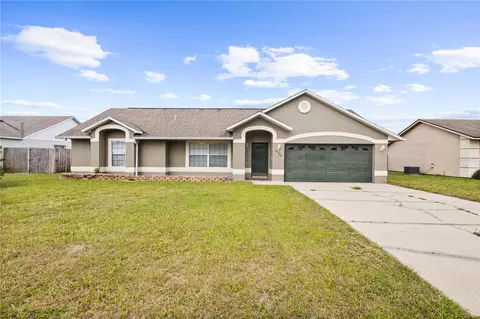 2704 W Covington Dr, Deltona, FL 32738