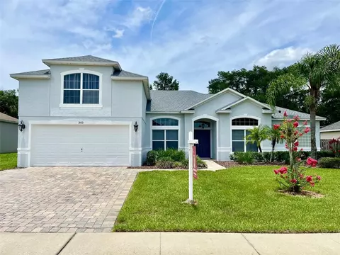 305 Blue Crystal Dr, Deland, FL 32720