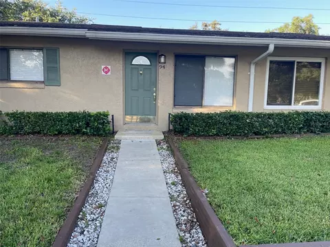 725 Northlake Blvd #94, Altamonte Springs, FL 32701