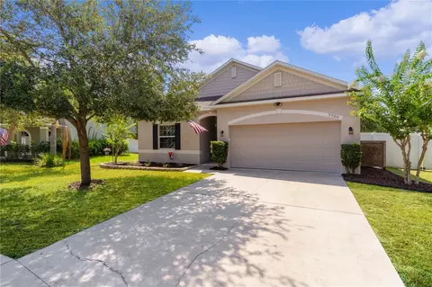 7700 Park Hill Ave, Leesburg, FL 34748