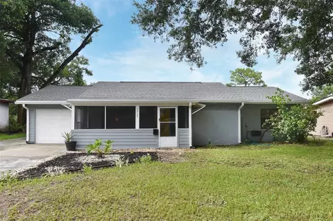 5217 Van Aken Dr, Orlando, FL 32808