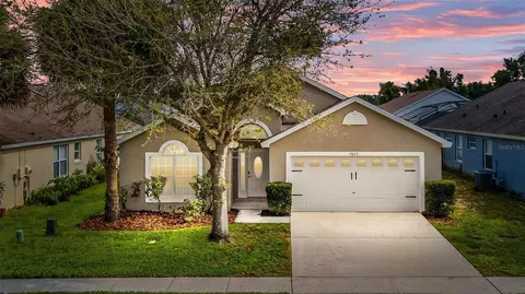 7825 Myrtle Oak Ln, Kissimmee, FL 34747