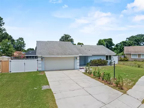 138 N Apollo Dr, Apopka, FL 32703