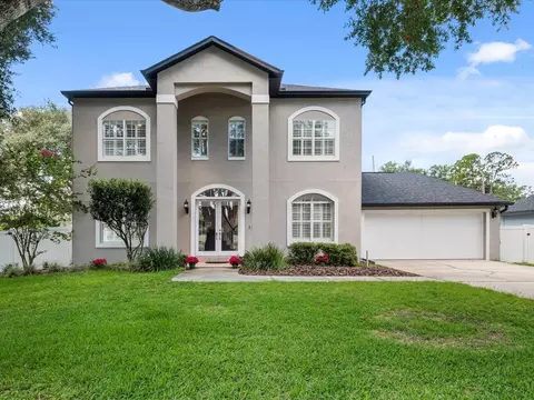 8424 Lost Lake Dr, Orlando, FL 32817