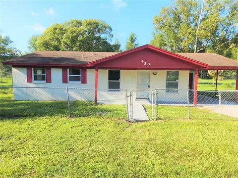 430 W Winnemissett Ave, Deland, FL 32720