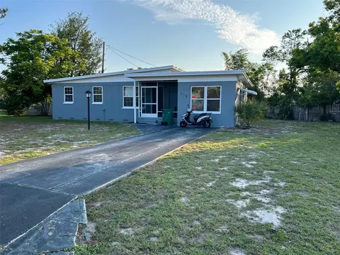 902 Kensington Dr, Cocoa, FL 32922