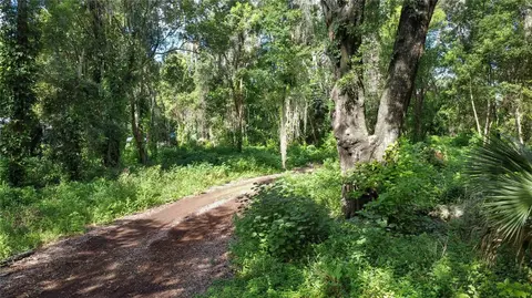 860 E Lisa Ln, Apopka, FL 32703