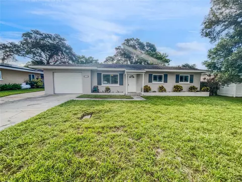 1519 Price Cir, Clearwater, FL 33764