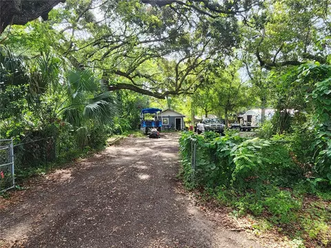2913 S Palmetto Ave, Sanford, FL 32773