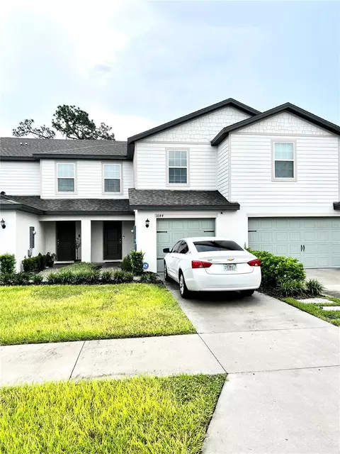 1644 Wynford Cir, Tavares, FL 32778