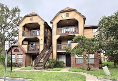 300 Lakepointe Dr #304, Altamonte Springs, FL 32701