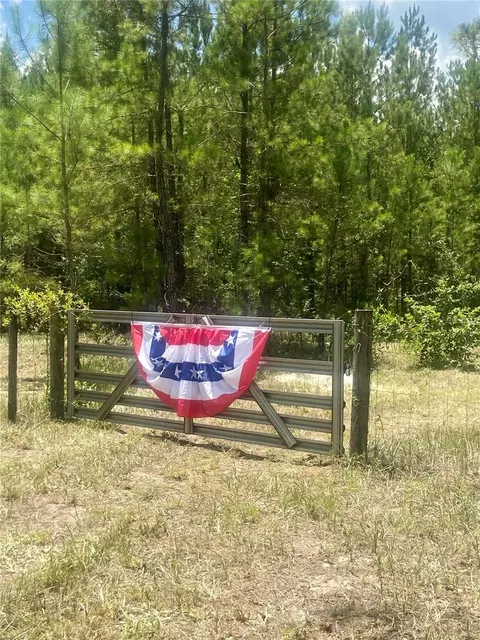 28118 Do Hi Way, Hilliard, FL 32046