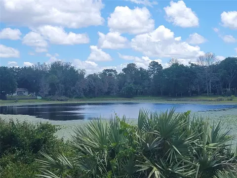 1910 E Lake Dr, Casselberry, FL 32707