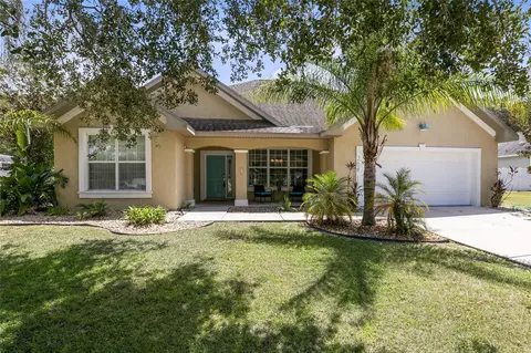 204 Brookstone Ln, Fruitland Park, FL 34731