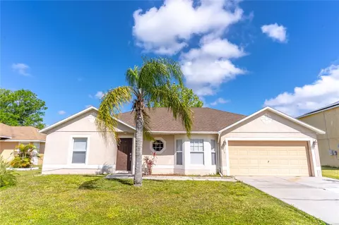1018 Mardi Gras Dr, Kissimmee, FL 34759