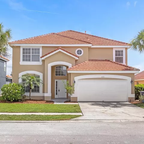 226 Viola Dr, Davenport, FL 33837