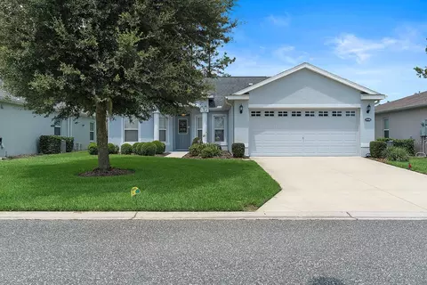 27050 Roanoke Dr, Leesburg, FL 34748