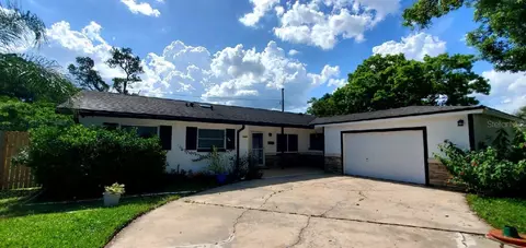 1447 Viburnum Ln, Winter Park, FL 32792