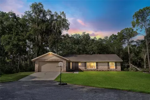 501 Shawnee Trl, Geneva, FL 32732