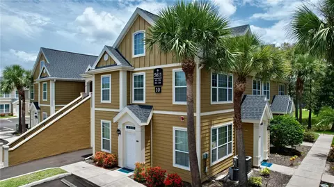 5611 Bidwell Pkwy #203, Sarasota, FL 34233