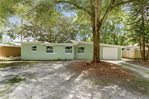 2433 Princeton Ave, Sanford, FL 32771