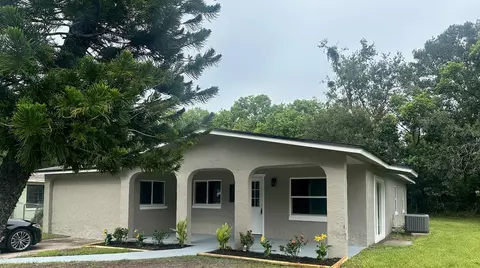 1407 S Locust Ave, Sanford, FL 32771