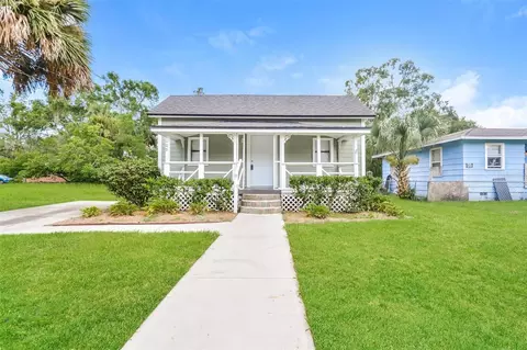 1109 W 10th St, Sanford, FL 32771