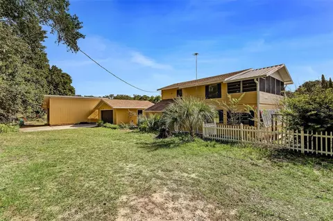 41046 Merrit St, Leesburg, FL 34788