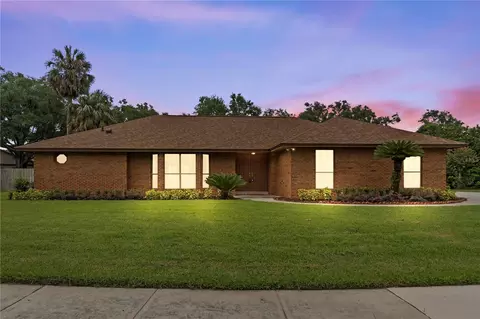 301 Spring Valley Dr, Altamonte Springs, FL 32714