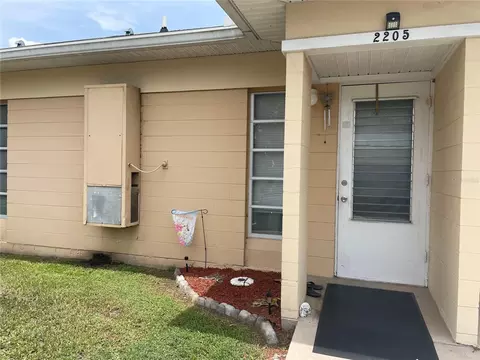 2205 Club Cir #2205, Lake Wales, FL 33898