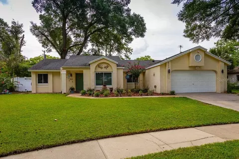 603 Newport Ave, Altamonte Springs, FL 32701