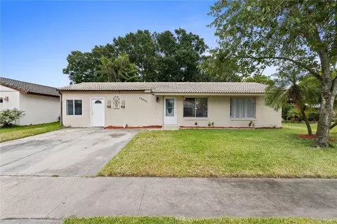 10668 Whitman Cir, Orlando, FL 32821