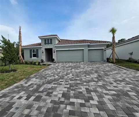 629 Nasturtium Ct, Nokomis, FL 34275