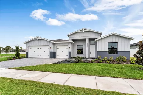 9223 Eagles Perch Pl, Orlando, FL 32825