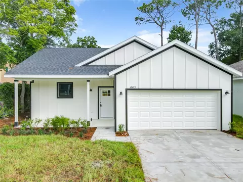 26113 Pine Valley Dr, Mount Plymouth, FL 32776
