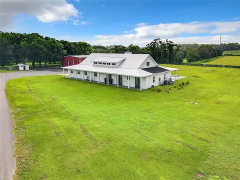 3385 Round Lake Rd, Zellwood, FL 32798