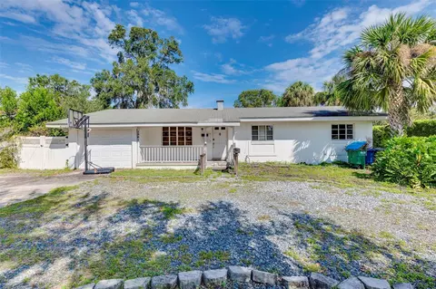 1561 Chestnut Ave, Winter Park, FL 32789