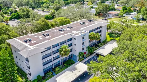 1524 Lakeview Rd #102, Clearwater, FL 33756