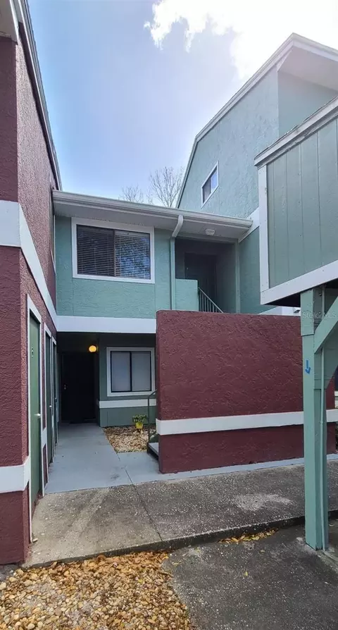 540 Olympic Vlg #207, Altamonte Springs, FL 32714