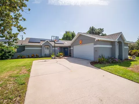 1072 Feather Dr, Deltona, FL 32725