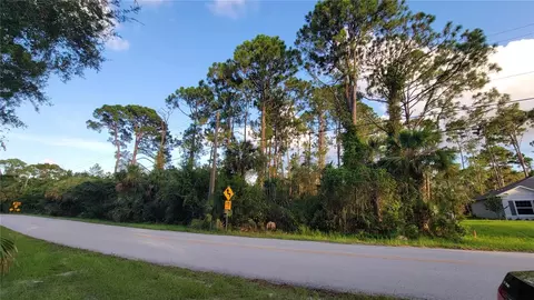 Arthur, Edgewater, FL 32141