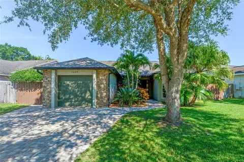 1025 Covington St, Oviedo, FL 32765