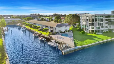 68 Yacht Club Dr #24, North Palm Beach, FL 33408