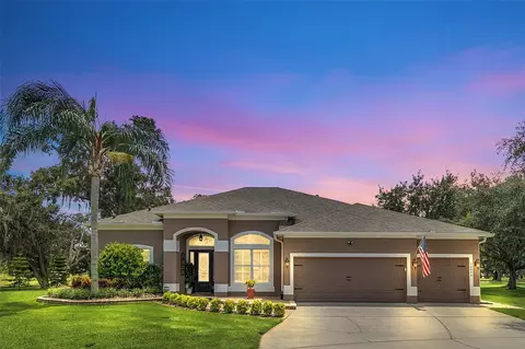 10048 Marsh Pointe Dr, Orlando, FL 32832