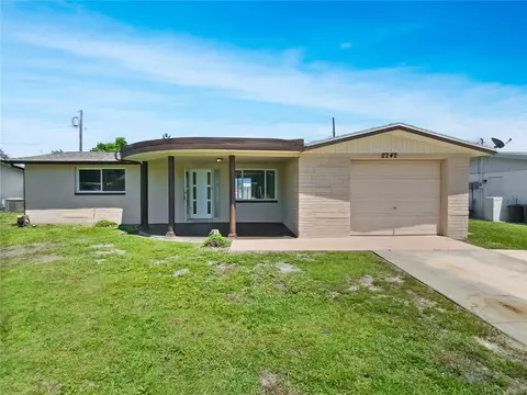 2242 Cora Dr, Holiday, FL 34690
